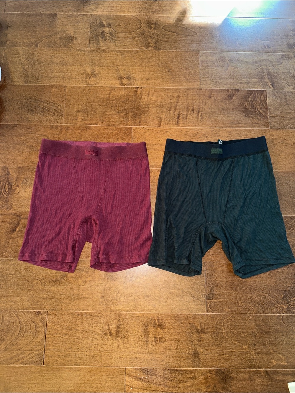 SKIMS SOFT LOUNGE Boxer Limited Edition Wine, Cypress S